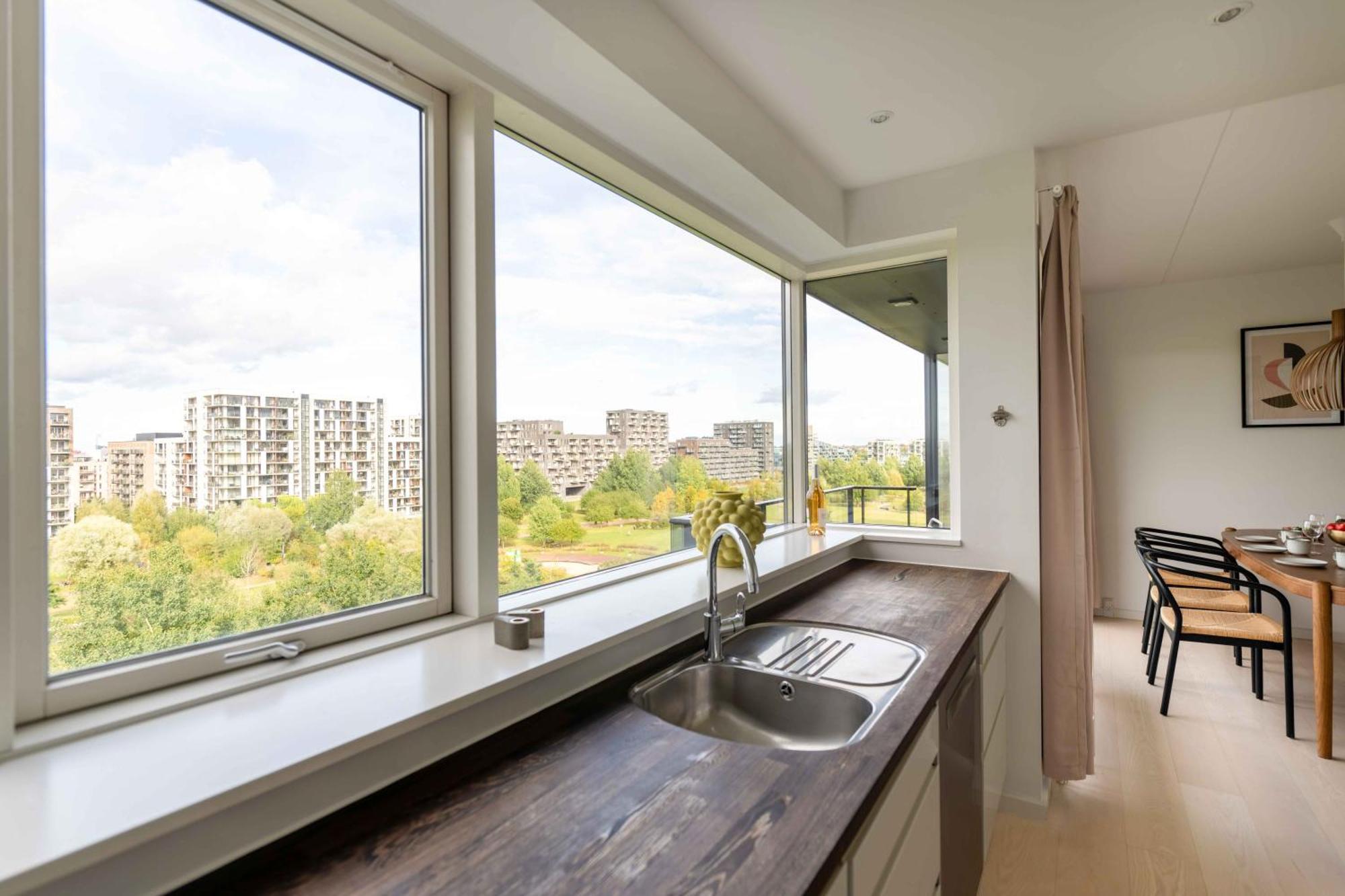 Stylish 3br Flat W Two Balconies Copenhagen